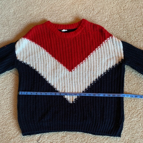 Sweater - Picture 3 of 3
